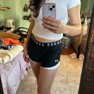 under armour black and white running shorts